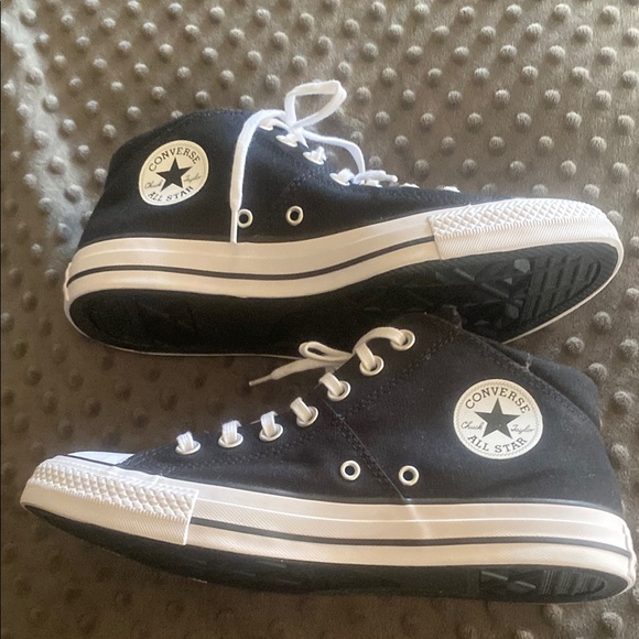 Converse CHUCK TAYLOR ALL STAR Size: 9.5 - Picture 7 of 11